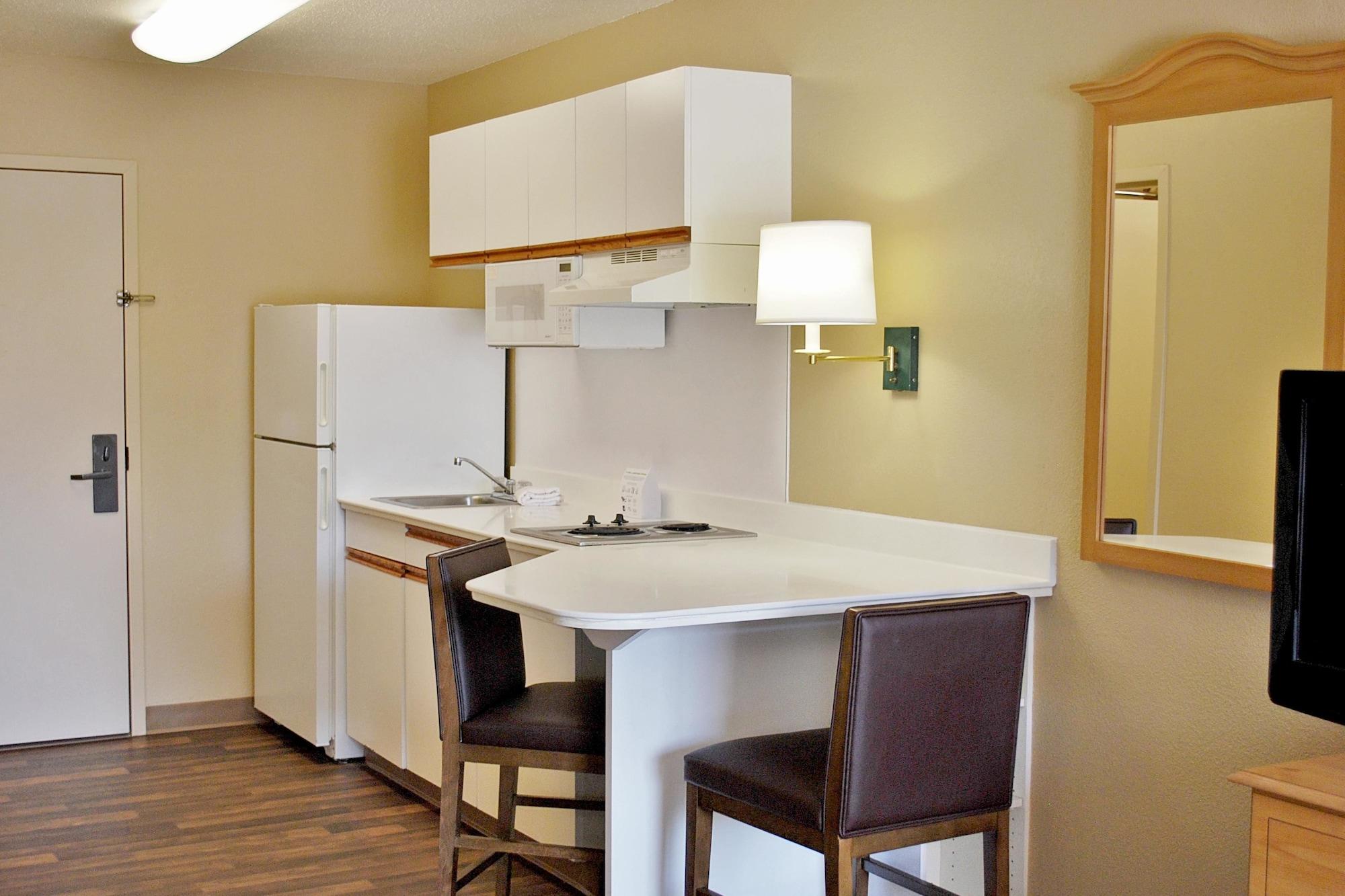 Extended Stay America Suites - Chicago - Schaumburg - Convention Center Bagian luar foto