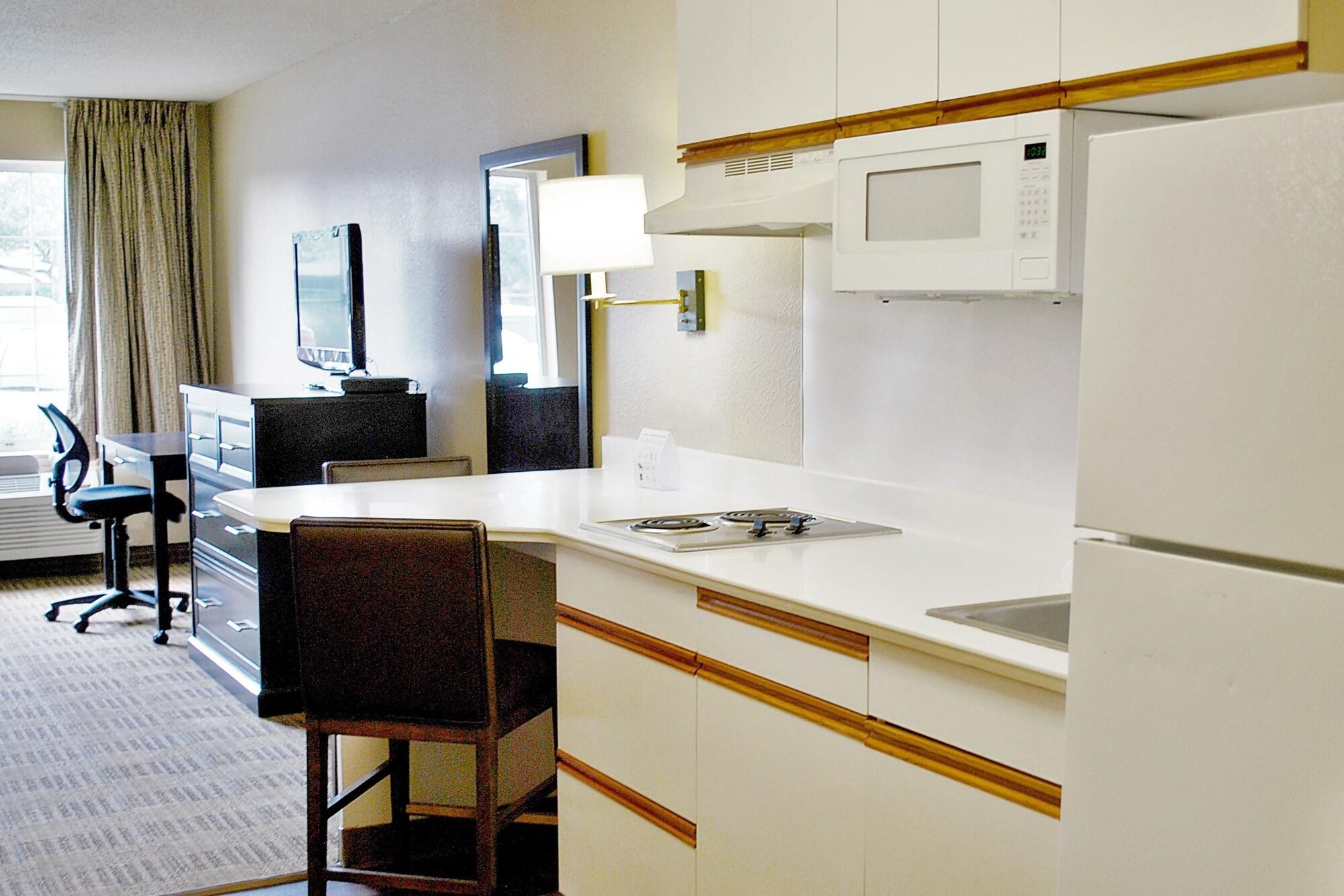 Extended Stay America Suites - Chicago - Schaumburg - Convention Center Bagian luar foto