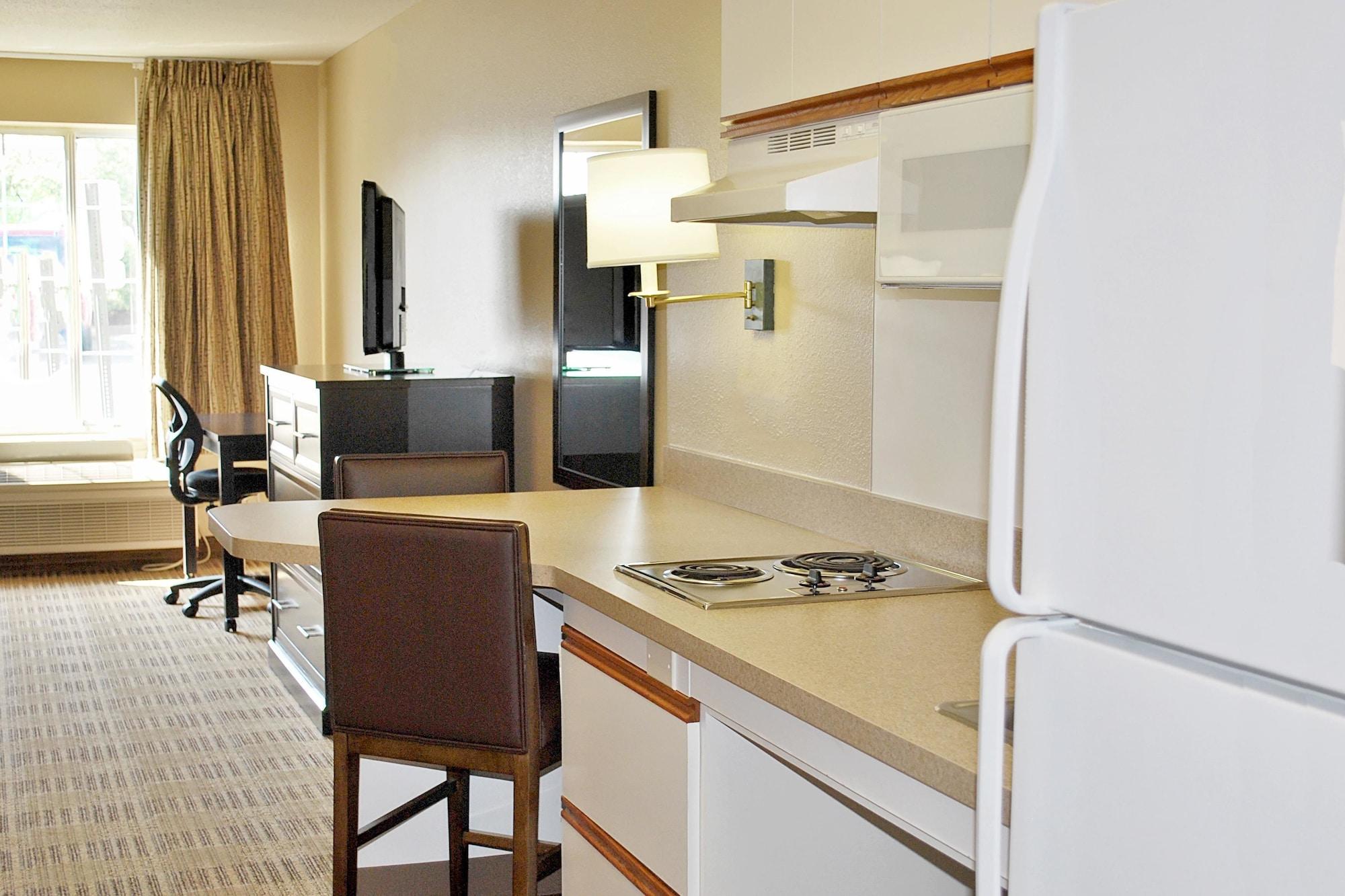 Extended Stay America Suites - Chicago - Schaumburg - Convention Center Bagian luar foto