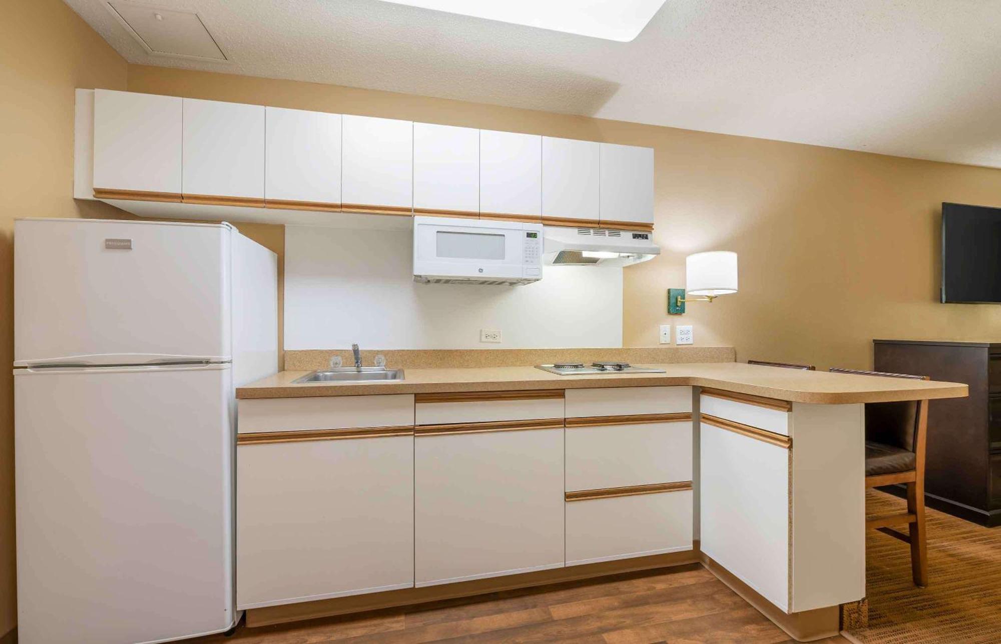 Extended Stay America Suites - Chicago - Schaumburg - Convention Center Bagian luar foto