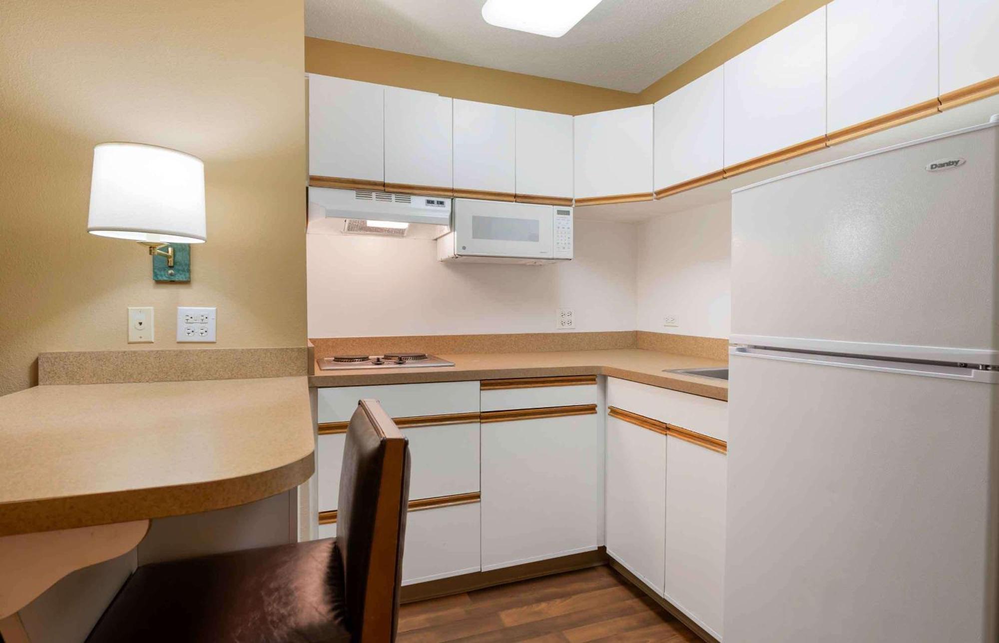 Extended Stay America Suites - Chicago - Schaumburg - Convention Center Bagian luar foto
