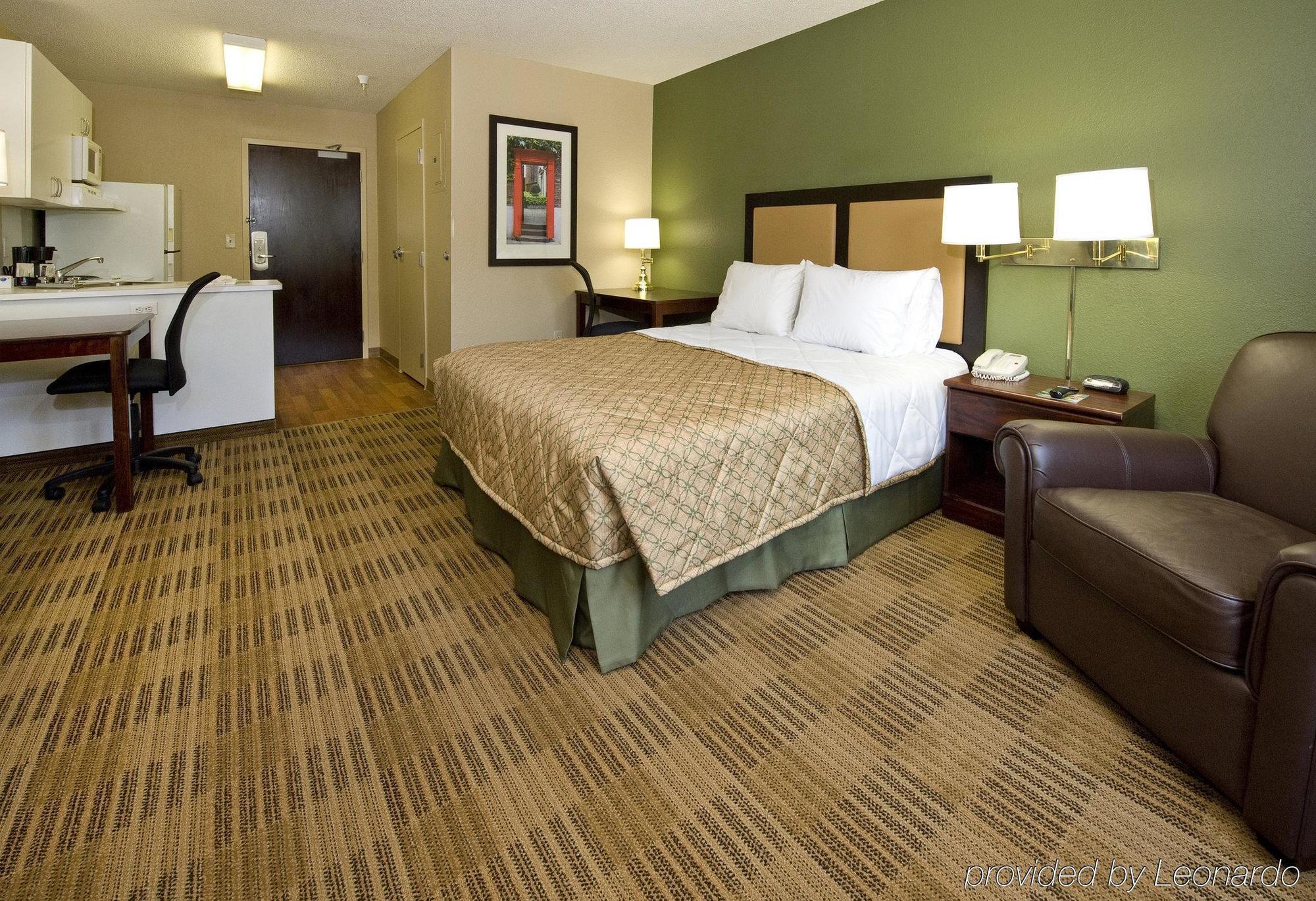 Extended Stay America Suites - Chicago - Schaumburg - Convention Center Bagian luar foto